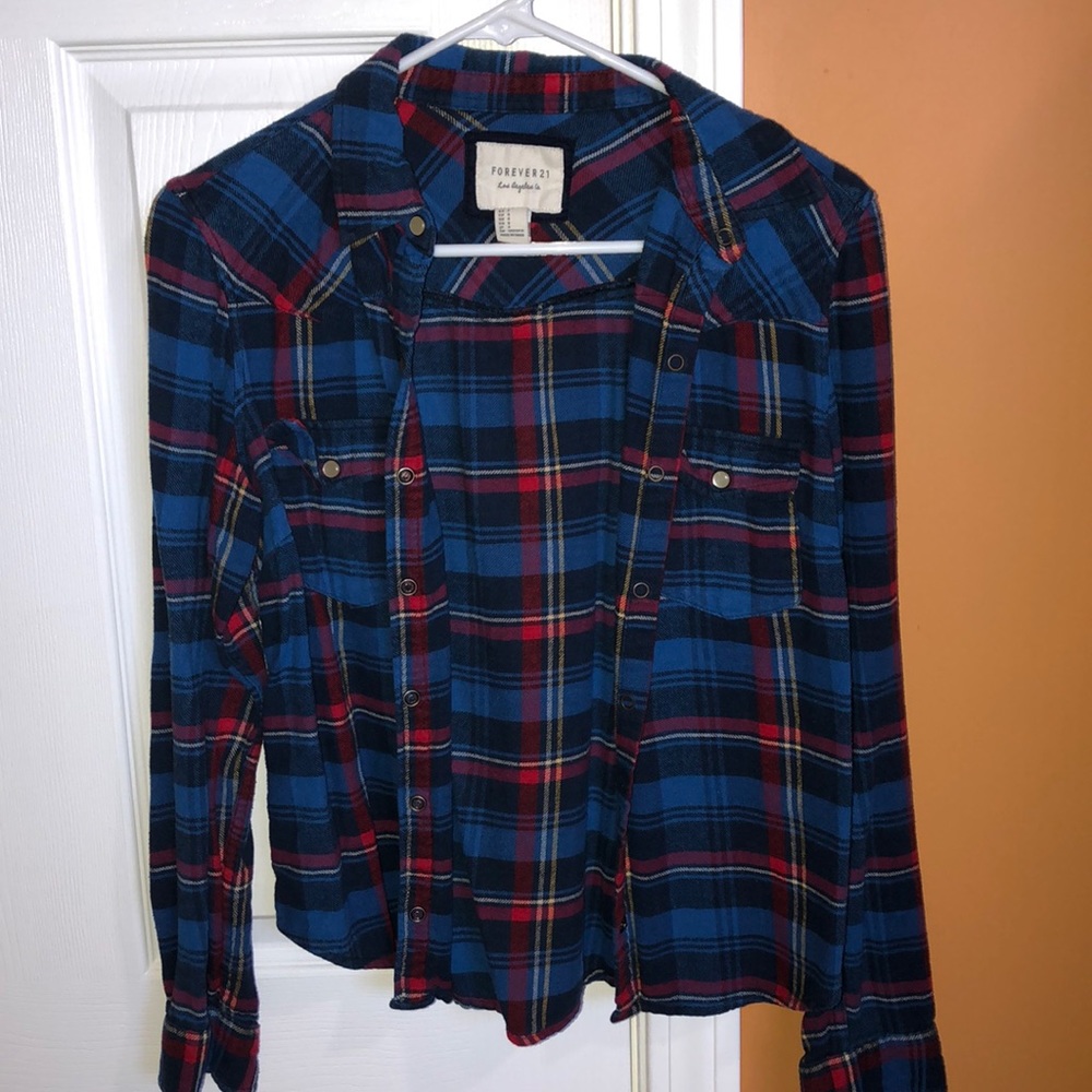 Forever 21 Long sleeve plaid button up SIZE: S